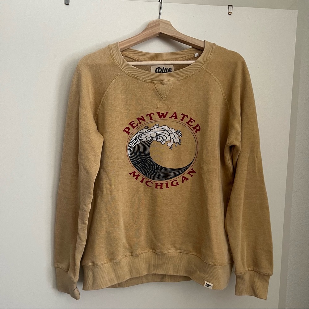 Pentwater, Michigan crew neck